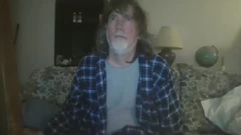 Snapshot of silverfunfox chatting on February 15, 5:48 am silverfunfox online show from February 15, 5:48 am