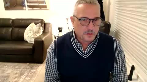 Snapshot of silveroli187 chatting on November 5, 2:50 pm silveroli187 online show from November 5, 2:50 pm