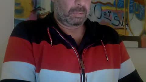 Snapshot of silversurfer1010 chatting on December 17, 6:42 pm Silver online show from December 17, 6:42 pm