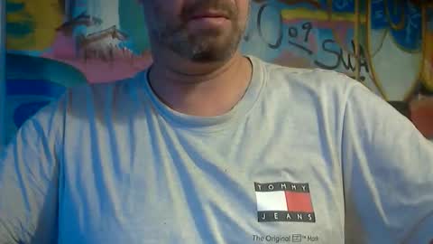 Snapshot of silversurfer1010 chatting on January 12, 6:39 am Silver online show from January 12, 6:39 am