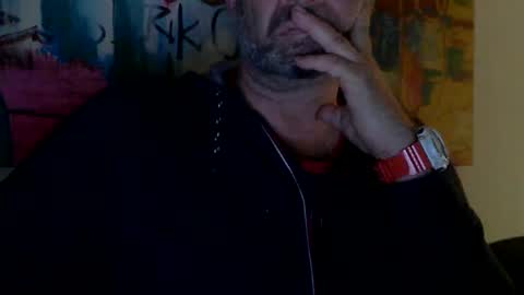 Snapshot of silversurfer1010 chatting on March 1, 10:42 pm Silver online show from March 1, 10:42 pm