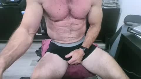 Snapshot of silvertick70 chatting on December 25, 6:20 am silvertick70 online show from December 25, 6:20 am