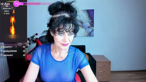 Silvia Wallec online show from July 5, 4:47 pm