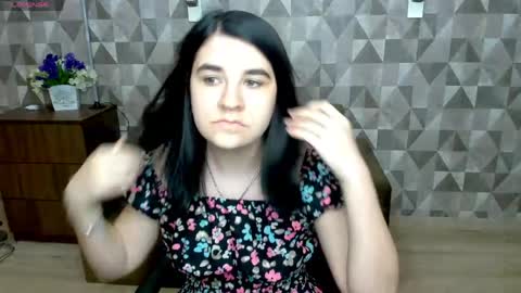 silviarosse online show from May 11, 2:45 pm