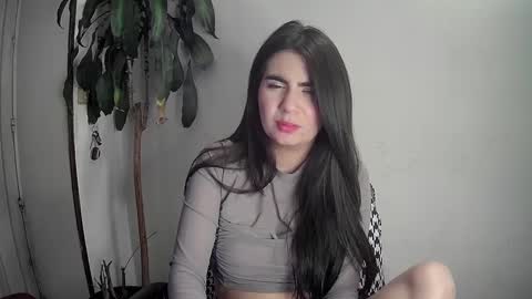 Silvie online show from January 8, 3:51 am