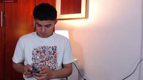 simon__lambert online show from June 16, 10:23 pm