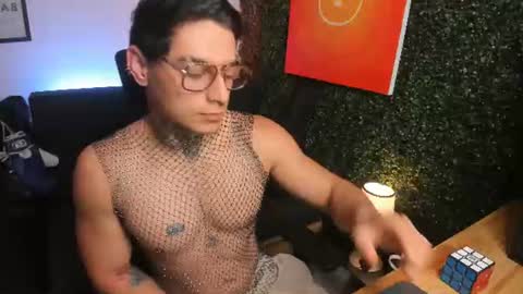 Snapshot of simon_cortes chatting on July 8, 11:26 am Simon Cortes online show from July 8, 11:26 am