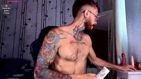 Simon  online show from February 4, 12:11 pm