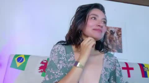 simone_feral online show from June 23, 12:03 pm