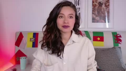 simone_feral online show from July 8, 12:42 pm