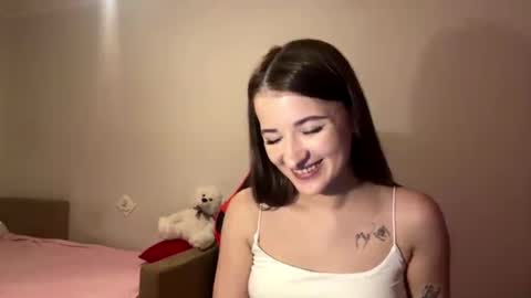 Snapshot of simoneperotta chatting on May 28, 2:14 pm Alice online show from May 28, 2:14 pm