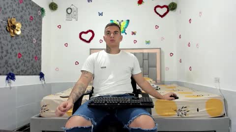 SIMON KELER online show from September 11, 11:38 pm