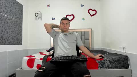 SIMON KELER online show from September 30, 11:48 am