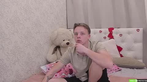 Simon online show from February 12, 10:16 pm