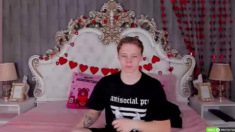 Simon online show from February 24, 8:45 am