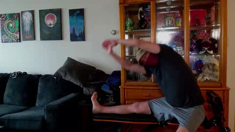 Snapshot of simpleworkout chatting on February 3, 7:52 pm simpleworkout online show from February 3, 7:52 pm