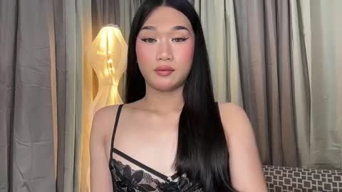 Kylie online show from May 20, 6:36 pm