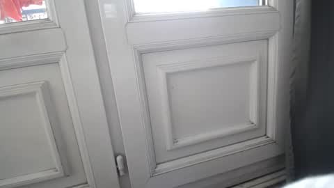 Snapshot of simur_sahso chatting on February 12, 2:43 pm Sofi wed. - sat. 11am - 11 pm and Santi with Sofi sun.. - tue. 11 am - 5 pm europe online show from February 12, 2:43 pm