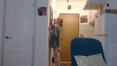 simyhvn online show from February 25, 5:08 am