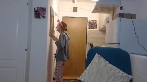 simyhvn online show from February 26, 5:09 am