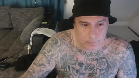 Snapshot of sinalco1975 chatting on September 22, 2:46 am sinalco1975 online show from September 22, 2:46 am