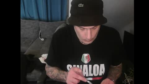 Snapshot of sinalco1975 chatting on January 17, 4:39 am sinalco1975 online show from January 17, 4:39 am