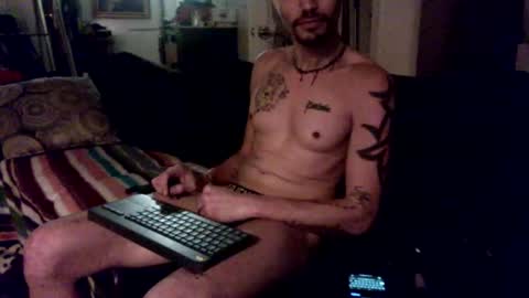 Snapshot of sinamaxx chatting on January 3, 9:58 am sinamaxx online show from January 3, 9:58 am