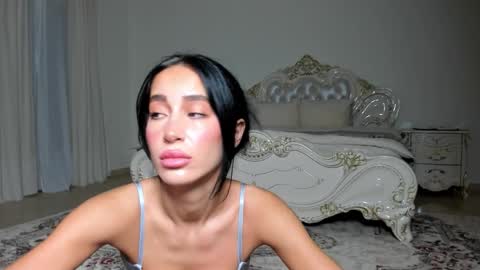 C online show from February 13, 8:38 pm