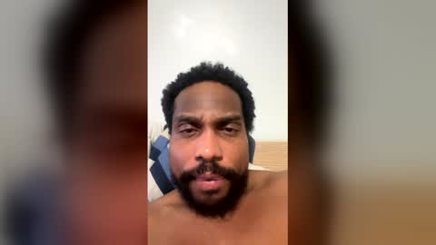 Snapshot of sinclair90 chatting on March 4, 12:11 pm sinclair90 online show from March 4, 12:11 pm