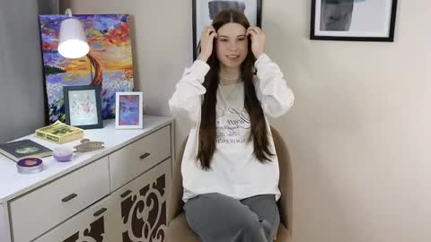 Snapshot of sindy_sen chatting on May 9, 5:51 pm Alice online show from May 9, 5:51 pm