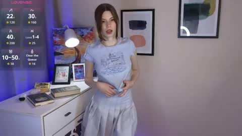 Snapshot of sindy_sen chatting on May 28, 6:05 pm Alice online show from May 28, 6:05 pm