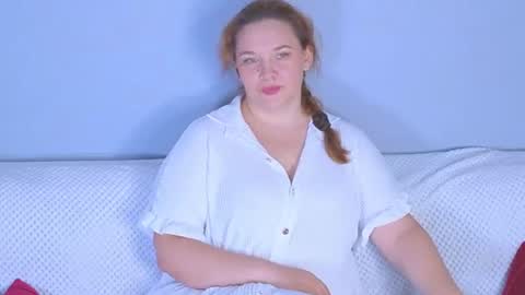 Snapshot of sinful_helena chatting on July 16, 3:56 am sinful_helena online show from July 16, 3:56 am