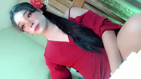 Snapshot of sinful_sirenity69 chatting on February 14, 8:38 pm sinful_sirenity69 online show from February 14, 8:38 pm