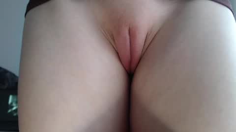 Snapshot of single_fox_4u chatting on February 13, 11:39 am Lina online show from February 13, 11:39 am