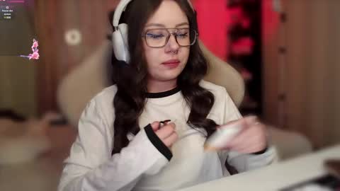 Snapshot of sinigami_ chatting on February 25, 11:00 pm Ari online show from February 25, 11:00 pm