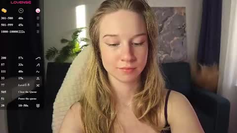 Snapshot of sinner_eve chatting on July 3, 3:02 am Aurora online show from July 3, 3:02 am