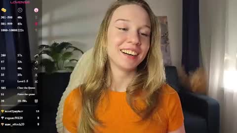 Snapshot of sinner_eve chatting on July 10, 3:22 am Aurora online show from July 10, 3:22 am