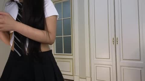 Snapshot of sinsemillaa chatting on May 3, 3:18 pm Ellie online show from May 3, 3:18 pm