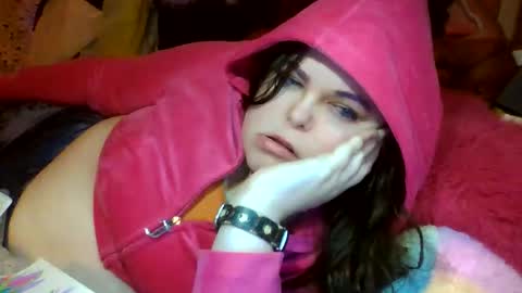 Siofra online show from March 27, 8:26 am