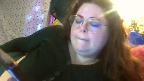 Siofra online show from April 6, 10:22 pm