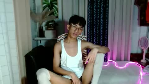 siomairiceee online show from September 18, 7:43 am