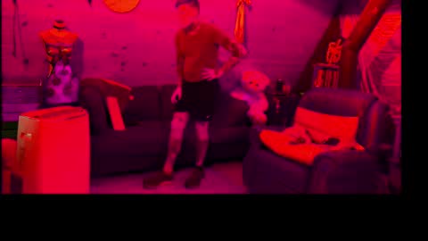 Dustbunnyfoofoo online show from September 12, 3:06 am