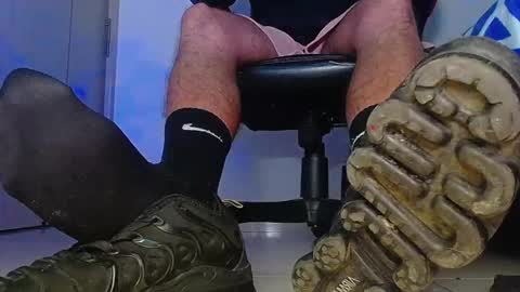 only foot                         worshipers here online show from February 15, 7:51 am