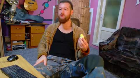 I am The Fourth and only Sir. Pelo online show from March 5, 5:58 am