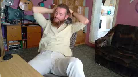 I am The Fourth and only Sir. Pelo online show from August 6, 10:28 am