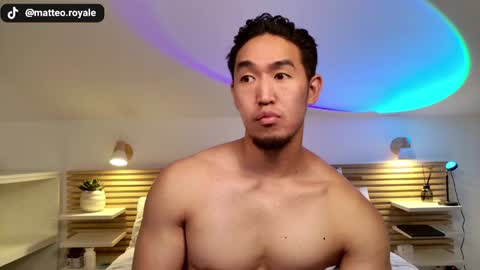 SIR TEO online show from May 30, 2:25 pm