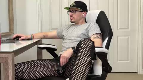 Sir Daddy McQween online show from January 8, 5:48 pm