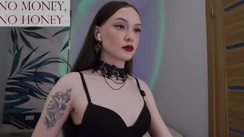 Goddess Sirena online show from July 10, 3:11 am