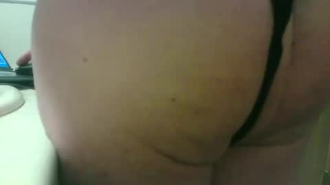 Snapshot of sissycrissy4545 chatting on March 23, 5:11 am sissycrissy4545 online show from March 23, 5:11 am
