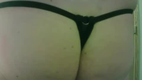 Snapshot of sissycrissy4545 chatting on May 1, 11:37 am sissycrissy4545 online show from May 1, 11:37 am